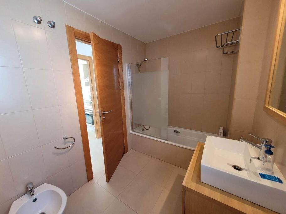 Belle Vue Sur La Piscine Appartement Sucina Buitenkant foto