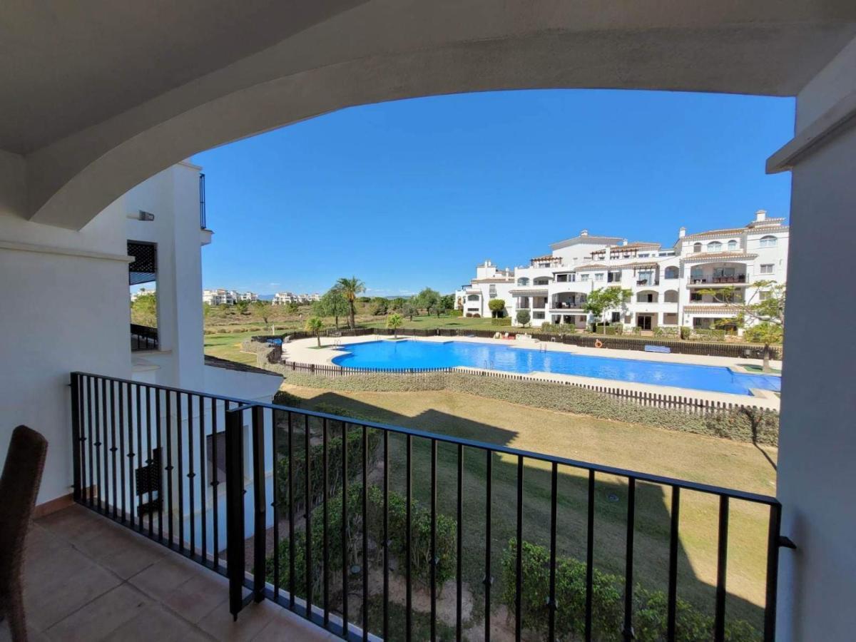 Belle Vue Sur La Piscine Appartement Sucina Buitenkant foto