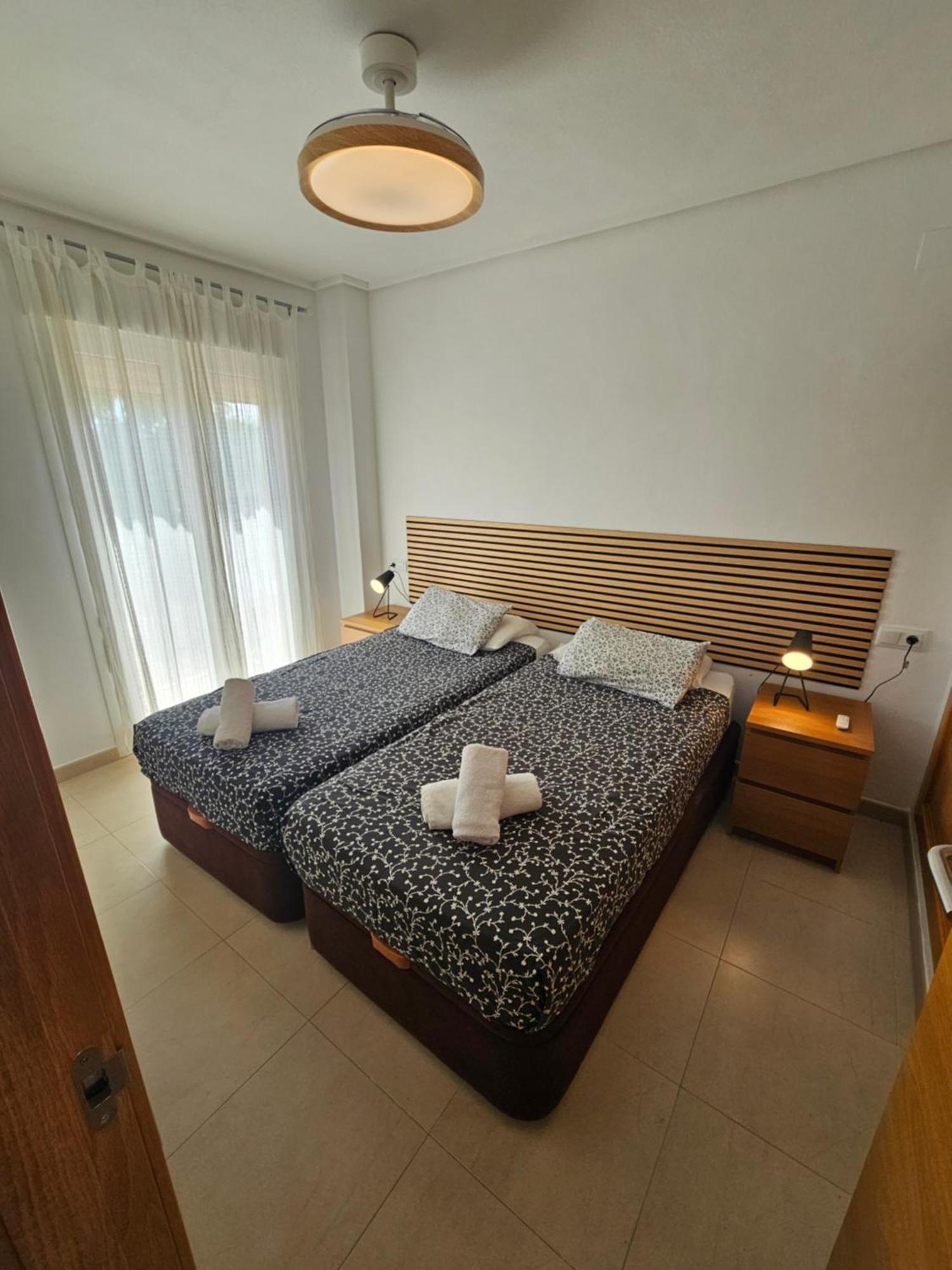 Belle Vue Sur La Piscine Appartement Sucina Buitenkant foto