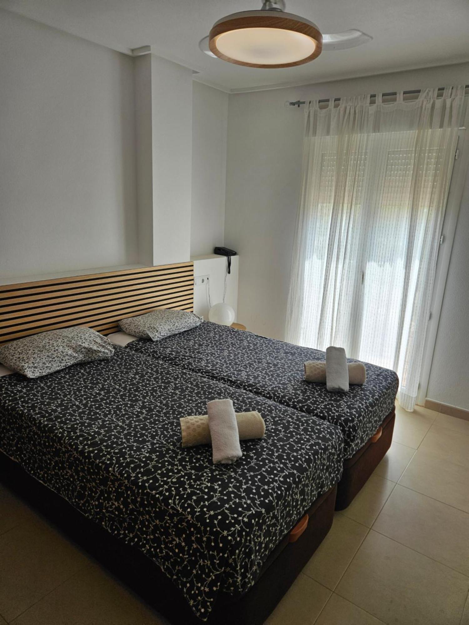 Belle Vue Sur La Piscine Appartement Sucina Buitenkant foto